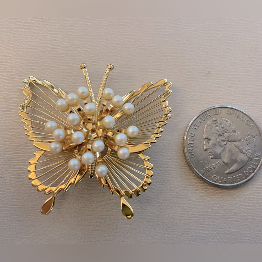 Gold Tone Butterfly Pin with Pearls